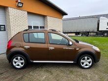 Dacia Sandero Stepway 1,6 BENSIIN 62kw