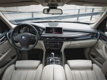 BMW X5 3.0 230kW Webasto, 7-Kohaline
