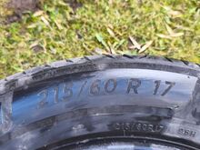 Летние шины 215/60 R17 Michelin.
