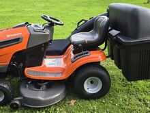 Murutraktor Husqvarna YTH22V46
