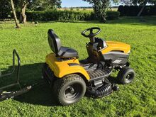 Uueväärne murutraktor stiga tornado 5108w käruga