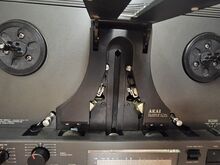 Стереофонический катушечный магнитофон Akai GX-77