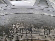 2 задние шины на Т-40
