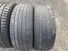 MB 17" originaal erilaiused valuveljed rehvidega