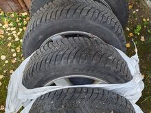 Peugeot 407 valuveljed naastrehvidega