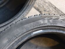 17" 225/50 Bridgestone lamellrehvid