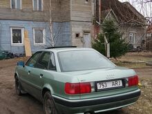 Audi 80