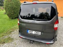 Müüa FORD Tourneo Courier