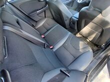 Volvo V60 MOMENTUM 2.0 D 120кВт 2011