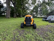Cubcadet XT1 enduro series koos Cubcadet muruluaga