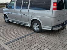 Ülimalt mugav USA 4x4 INVABUSS