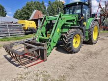 John deere 6115M