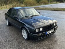 BMW E30