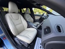 Volvo V60 Plug-In Hybrid AWD 2.4 D6 AWD 158kW
