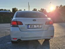 Subaru Legacy 2.5 123 kw