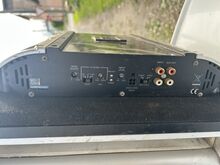 JBL Võmendi koos kastiga