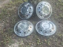 Matkaauto ilukilbid 16 tolli