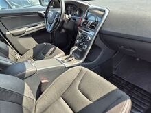 Volvo XC60 D4 R AWD 140kW