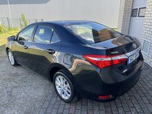 ÜKS OMANIK,  TOYOTA COROLLA 1,6 97kw, LS 99 877km