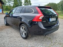 Volvo V60 MOMENTUM 2.0 D 120kW 2011A