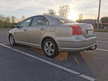 Toyota Avensis T25 2.0 Бензин 108кВт Механика