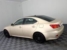 Lexus IS 220