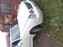 Мерседес-Бенц 210 E200 CDI