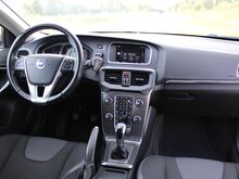 Volvo V40 2.0 D4 140kW