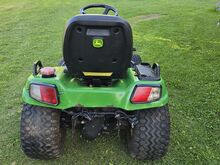 Murutraktor John Deere X758
