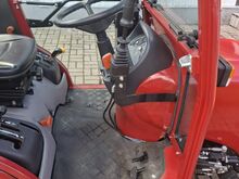Traktor KIOTI