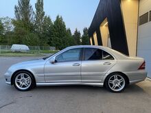 Mercedes benz c32 AMG 320kw
