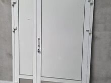 Alumiiniumraamis vaheuksed vasak ja paremkäsi