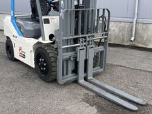 Электрический погрузчик Goodsense TCF FB30-PH