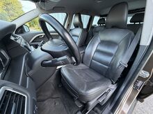 Volvo V70 Facelift 2.0 R5 D3 100kW, JÄRELMAKS!
