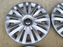 Volkswagen originaal ilukilbid 15"