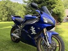 M:- YAMAHA YZF- R1