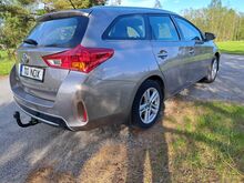 TOYOTA AURIS 1,6