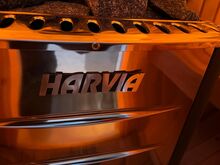 Puuküttega saun Harvia kerisega