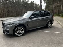 BMW  X5