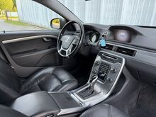 Volvo V70 Facelift 2.0 R5 D3 100kW, JÄRELMAKS!