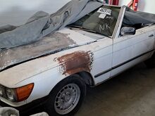Mercedes-Benz 380SL