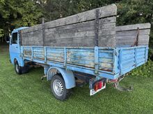 VW LT28 2.4B 66kw 1990a