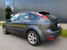 Ford Focus 1.6 74kW Automaat, reg makstud