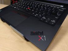Lenovo ThinkPad X1 Carbon Gen 11,   16GB RAM
