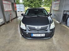 Toyota Avensis 2010a 2.2 130kw