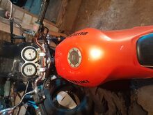 Сузуки VX800