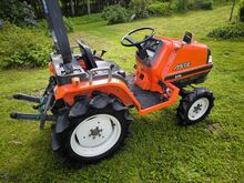Мини-трактор Kubota Aste A155 4x4 с документами