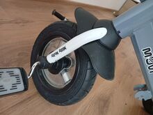 Laste pedaalidega käru.