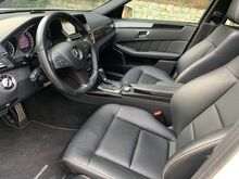 2011 Mercedes-Benz E 220 Avantgarde AMG Package