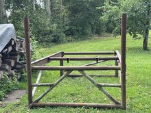 Palgiestakaat, kütepuu tootmiseks Halumasinaga
